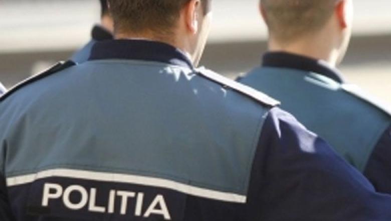 Poliţişti reţinuţi după ce au torturat doi tineri care le-au atras atenția că nu poartă mască. Bode: ''Aceşti indivizi nu fac cinste uniformei de poliţist''