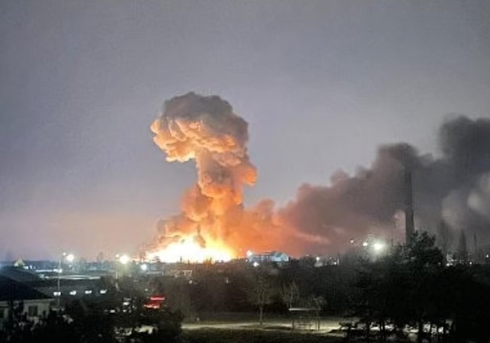 Putin a atacat Ucraina cu avioane, tancuri și nave militare. S-au auzit explozii în şapte oraşe şi zone din Ucraina: ''Dreptatea şi adevărul sunt de partea Rusiei'' - VIDEO