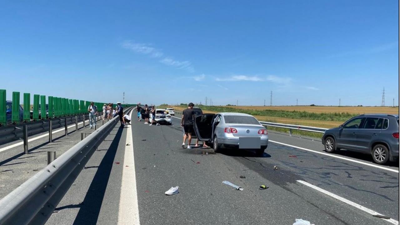 Încă un accident pe Autostrada Soarelui: trei mașini implicate și mai multe victime