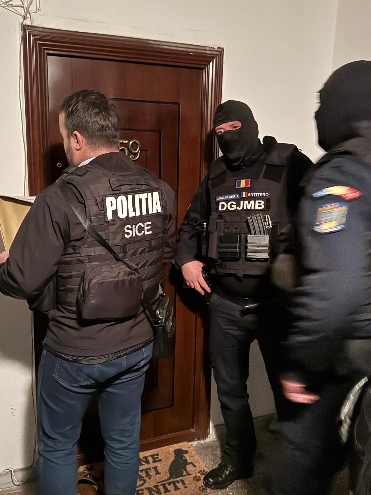 perchezitii-intrun-dosar-de-fals-informatic-si-complicitate-la-inselaciune