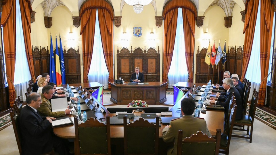 Preşedintele Iohannis a convocat CSAT. Nicolae Ciucă a convocat task-force-ul pentru gestionarea situaţiei generate de agresiunea militară din Ucraina
